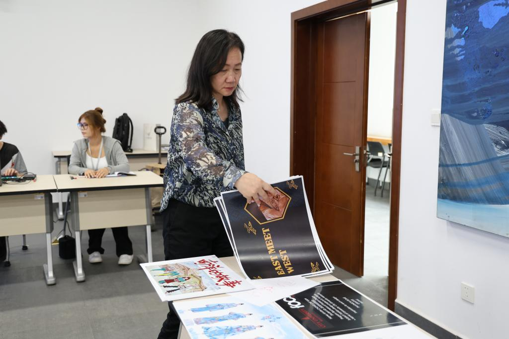 图片[8]-2024“润华奖”一带一路大学生时装设计与技能大赛入围名单及入围作品-设擂台-设计比赛信息平台|赛事征集·赛程查询·比赛资讯