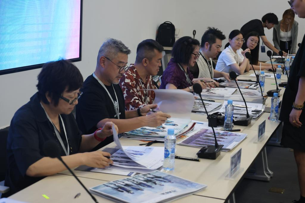 图片[2]-2024“润华奖”一带一路大学生时装设计与技能大赛入围名单及入围作品-设擂台-设计比赛信息平台|赛事征集·赛程查询·比赛资讯