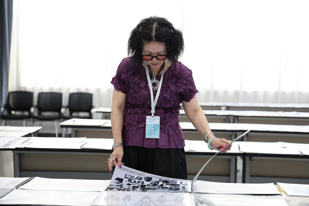 图片[5]-2024“润华奖”一带一路大学生时装设计与技能大赛入围名单及入围作品-设擂台-设计比赛信息平台|赛事征集·赛程查询·比赛资讯