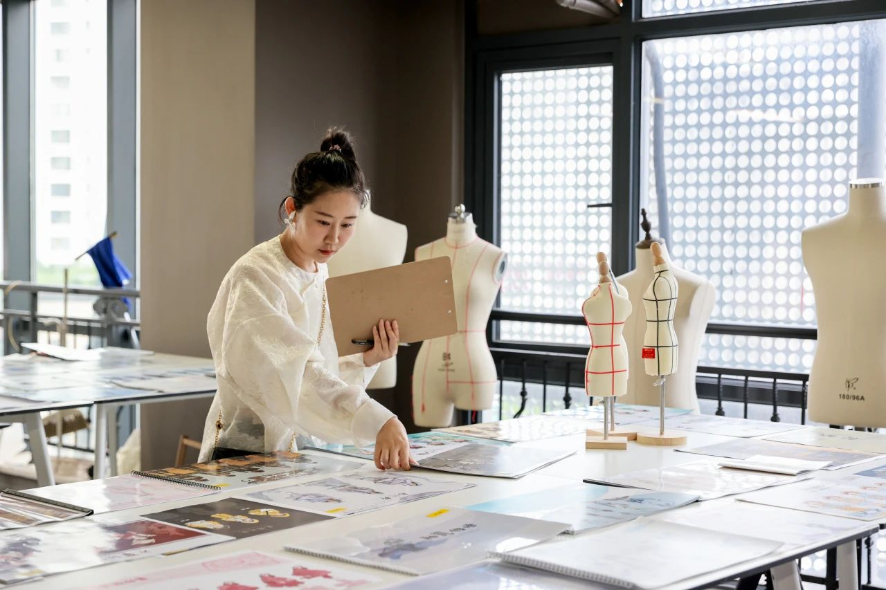 图片[5]-原力创想 | 2024中华杯·童装设计大奖赛入围名单及入围作品-设擂台-设计比赛信息平台|赛事征集·赛程查询·比赛资讯