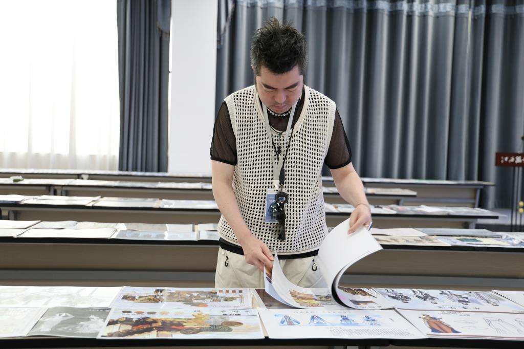 图片[6]-2024“润华奖”一带一路大学生时装设计与技能大赛入围名单及入围作品-设擂台-设计比赛信息平台|赛事征集·赛程查询·比赛资讯